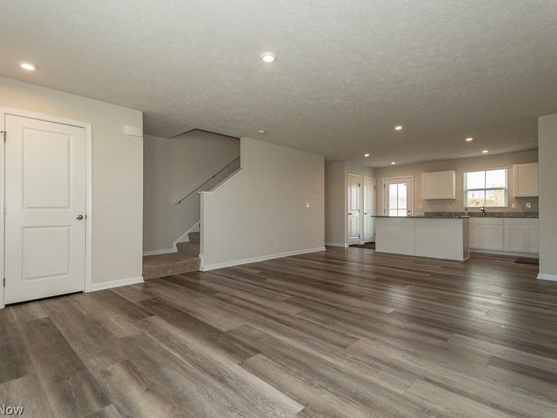 578 Cherrywood Lane, Painesville, OH 44077 Photo 5