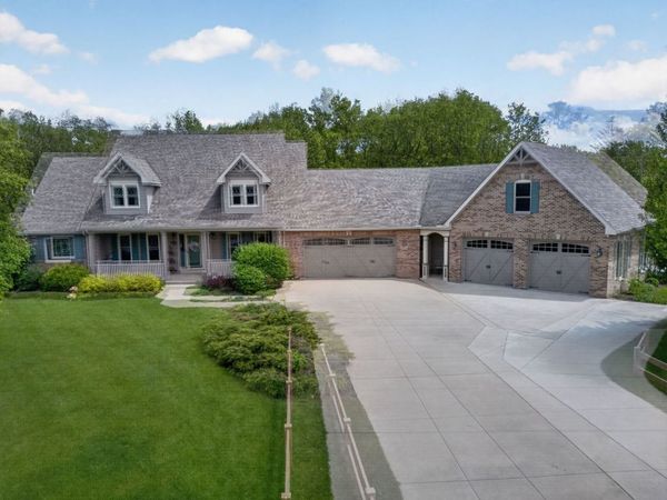 2752 E 1779th Road , Ottawa, IL 61350