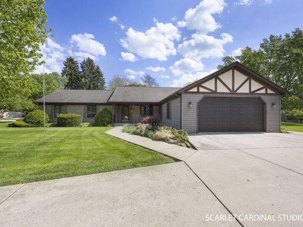 5S440 Beau Bien Boulevard , Naperville, IL 60540