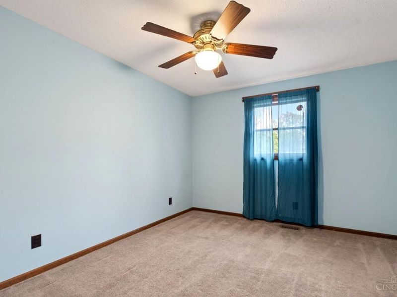391 Roselake Drive, Centerville, OH 45458 Photo 19