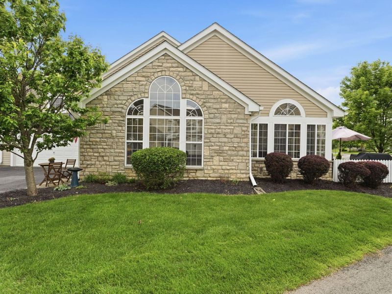 5242 Bridwell Lane, Unit 10, Westerville, OH 43081 Photo 4