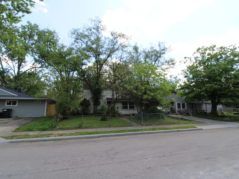 2344 Century Drive, Columbus, OH 43211 Photo 3