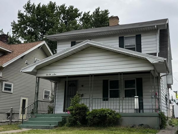 121 Fernwood Avenue, Dayton, OH 45405