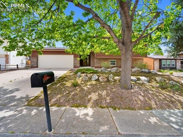 6035 Eagles Nest Court, Colorado Springs, CO 80918