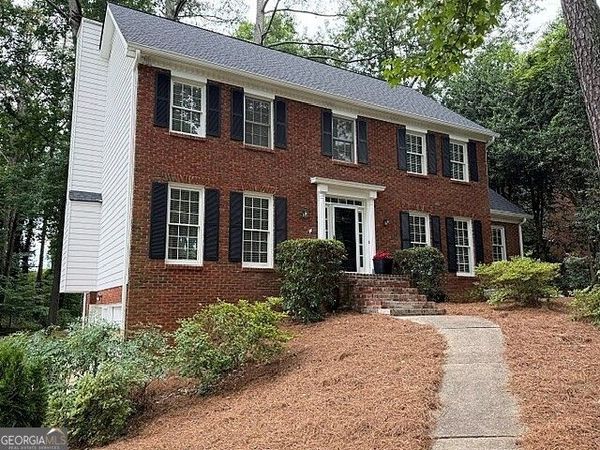 153 Lakeside Drive, Kennesaw, GA 30144
