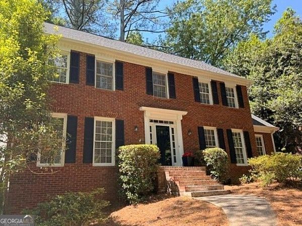 153 Lakeside Drive, Kennesaw, GA 30144