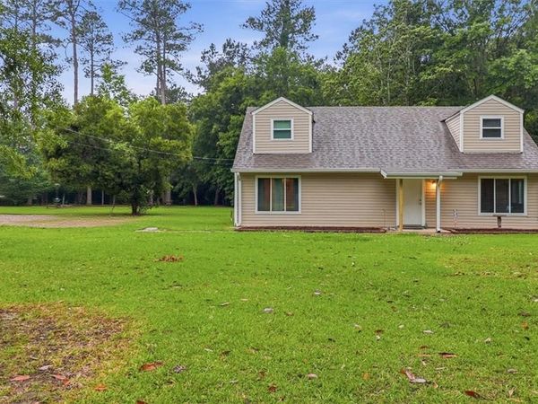 28555 MISS LOU Street , Lacombe, LA 70445