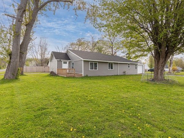 7482 Surbrook Road, Baldwinsville, NY 13027