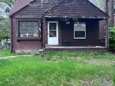 19403 Stahelin Avenue, Detroit, MI 48219
