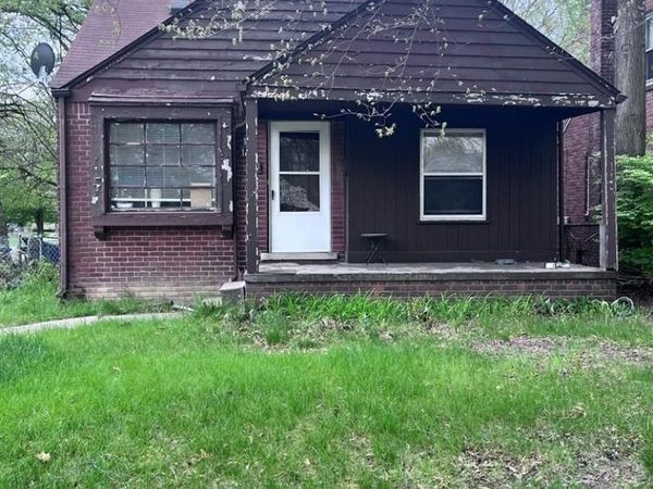 19403 Stahelin Avenue, Detroit, MI 48219