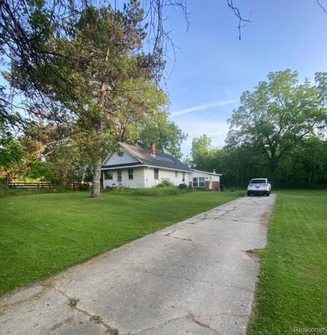 6109 E Baldwin Road, Grand Blanc Township, MI 48439 Main Photo