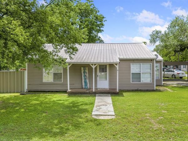 303 E Main Street, Ringling, OK 73456