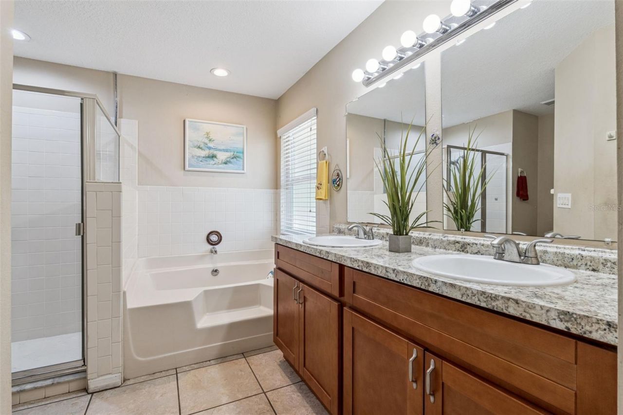 35401 Willow Circle, Fruitland Park, FL 34731 Photo