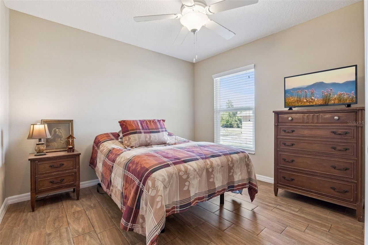 35401 Willow Circle, Fruitland Park, FL 34731 Photo