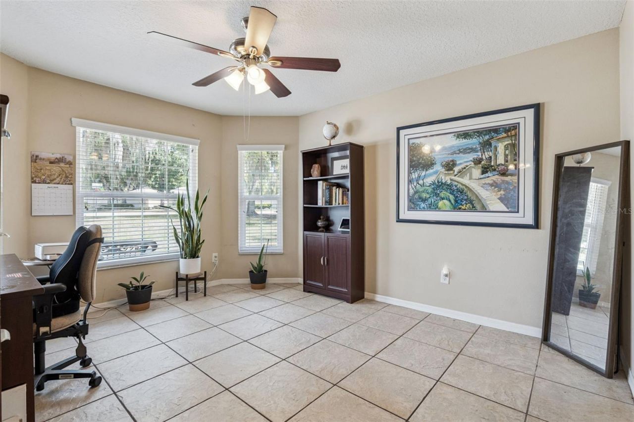 35401 Willow Circle, Fruitland Park, FL 34731 Photo