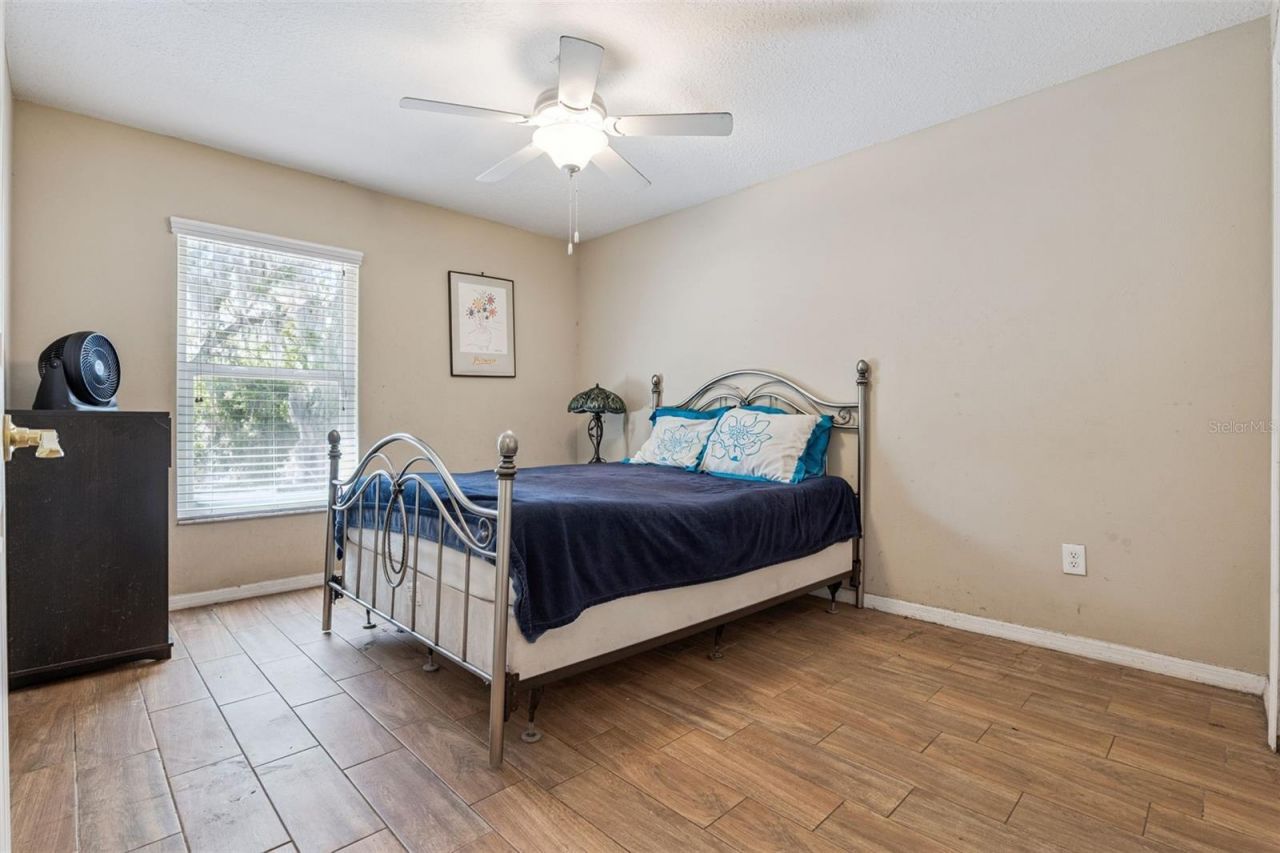 35401 Willow Circle, Fruitland Park, FL 34731 Photo