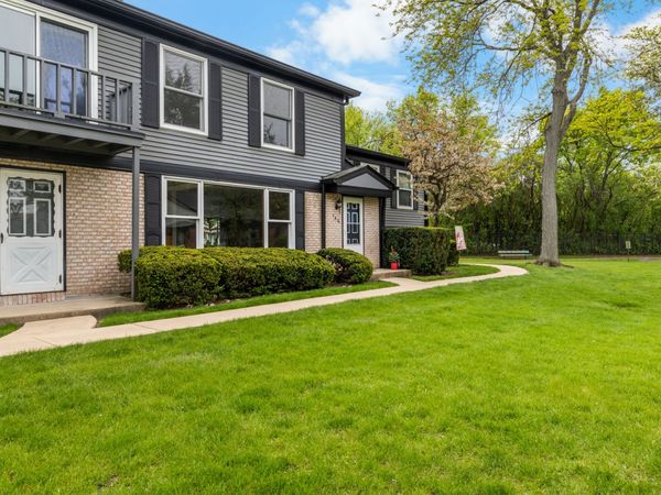 146 Inverrary Lane , Unit 146, Deerfield, IL 60015