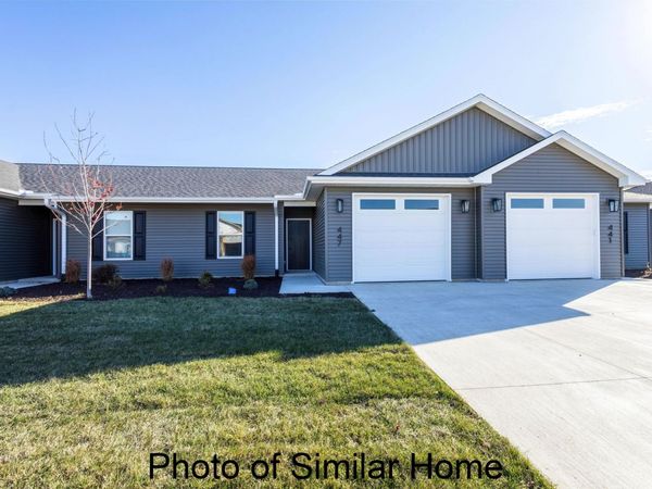 446 N 2ND Avenue, Eldridge, IA 52748