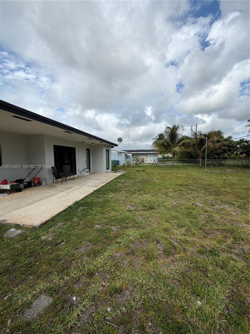 1410 NW 199th St, Miami Gardens, FL 33169 Photo