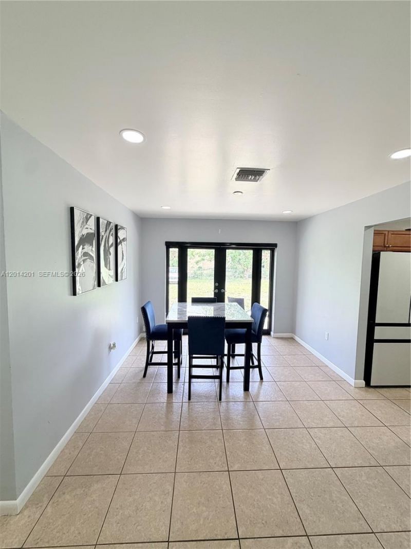 1410 NW 199th St, Miami Gardens, FL 33169 Photo