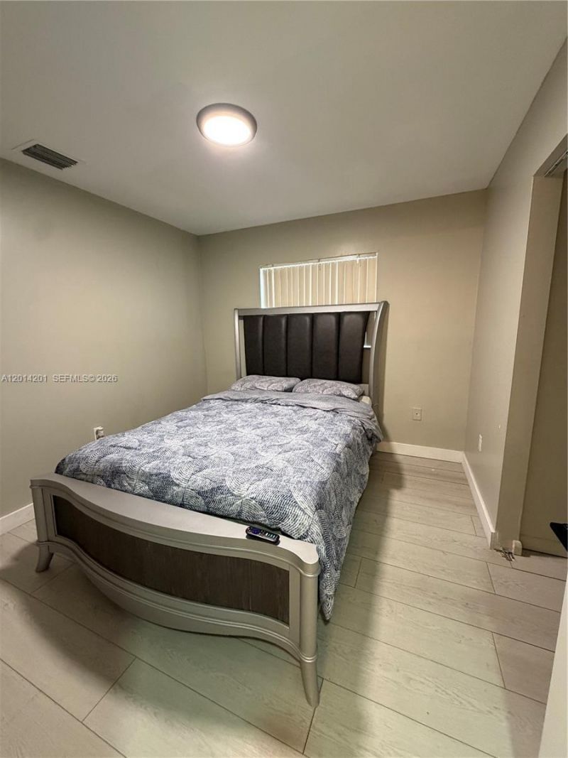 1410 NW 199th St, Miami Gardens, FL 33169 Photo