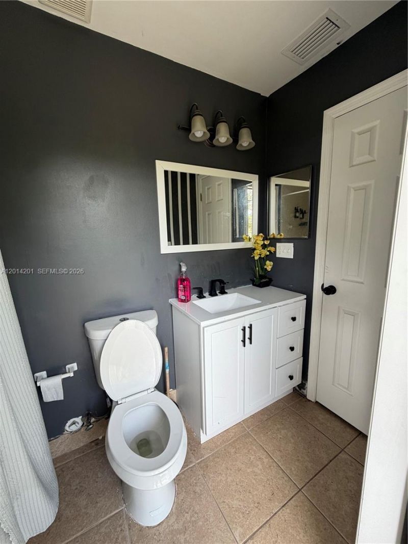 1410 NW 199th St, Miami Gardens, FL 33169 Photo