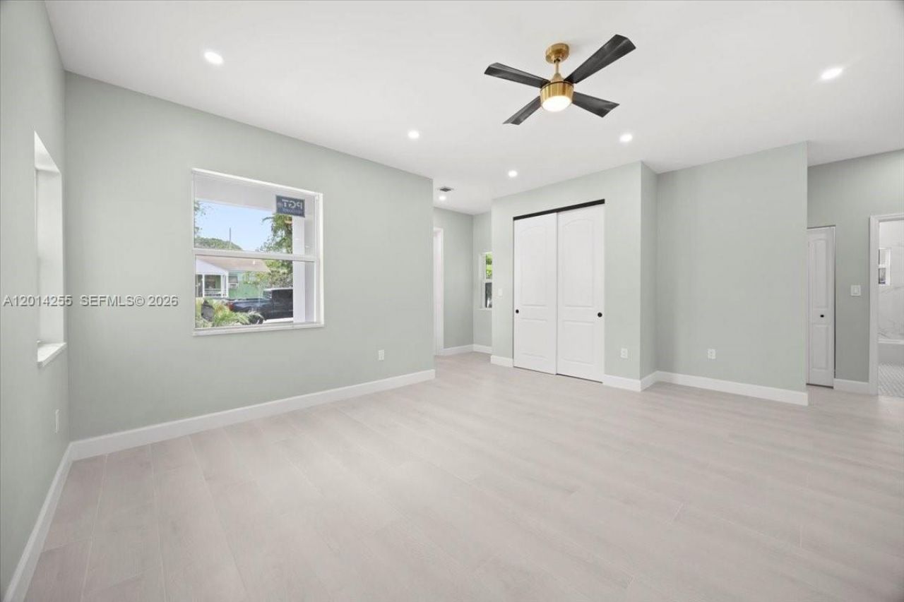 930 34th St, West Palm Beach, FL 33407 Photo