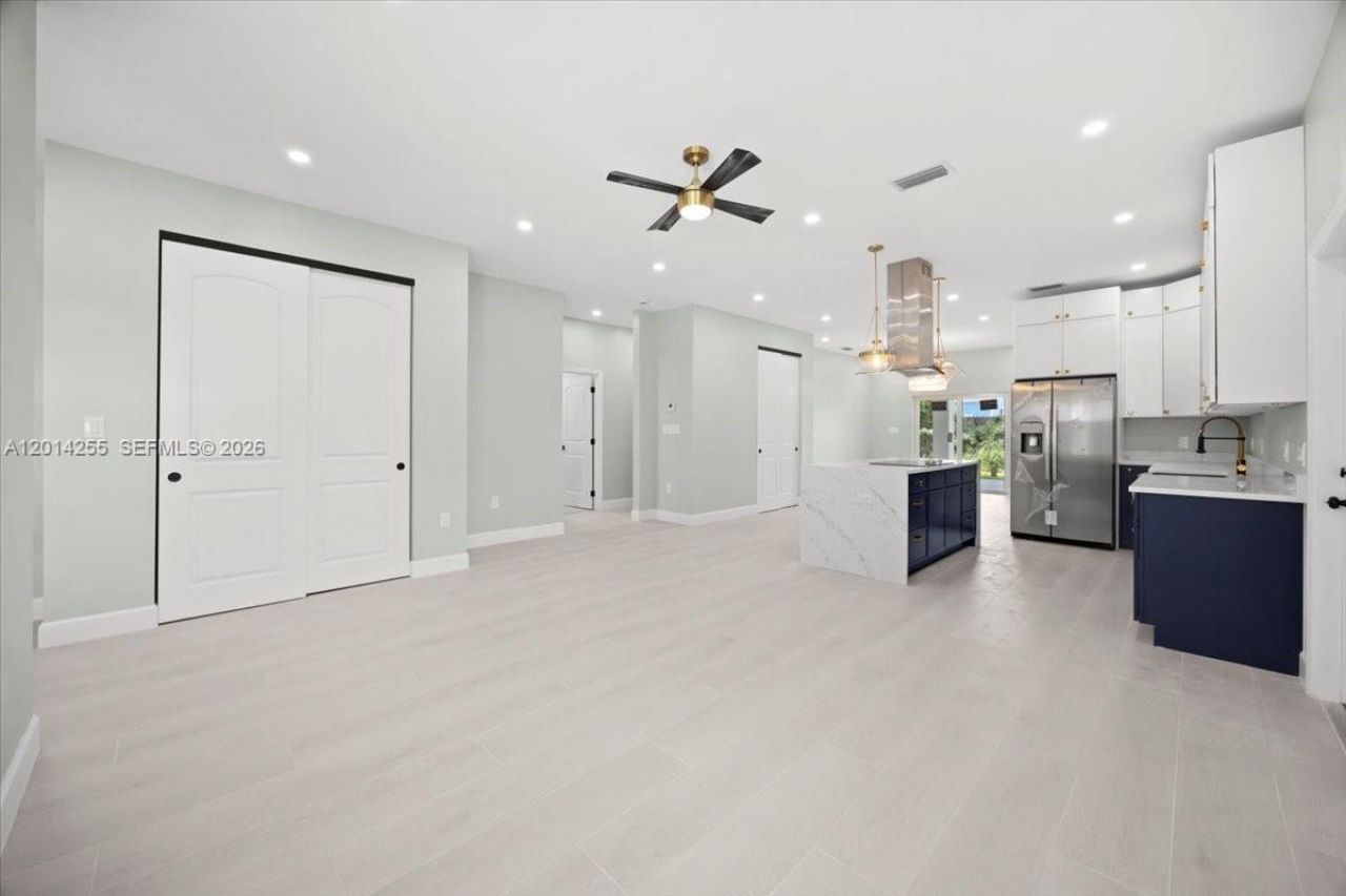 930 34th St, West Palm Beach, FL 33407 Photo