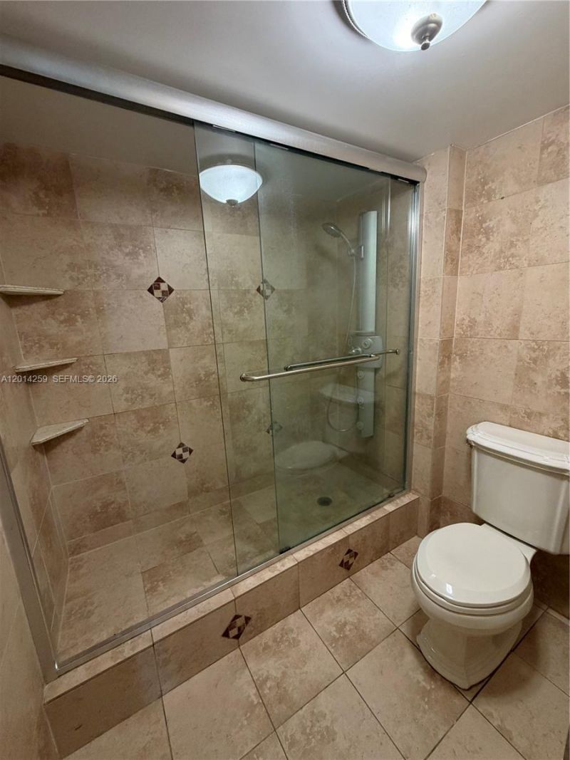 20100 W Country Club Dr , Unit 1606, Aventura, FL 33180 Photo