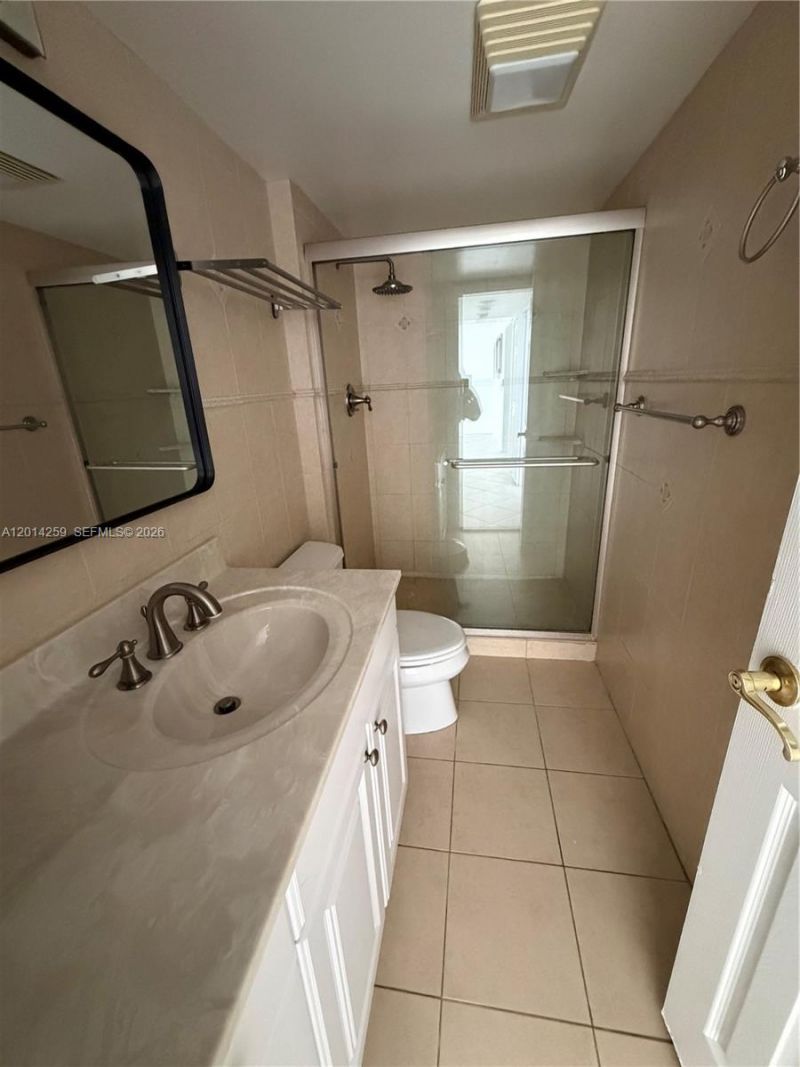 20100 W Country Club Dr , Unit 1606, Aventura, FL 33180 Photo