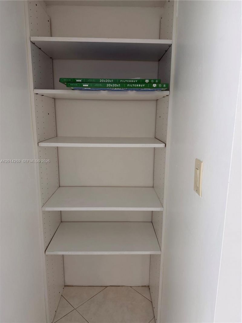 20100 W Country Club Dr , Unit 1606, Aventura, FL 33180 Photo