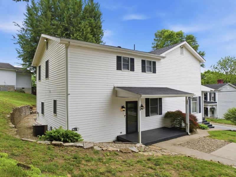 880 Market Street, Huntington Twp, OH 45101 Photo 5