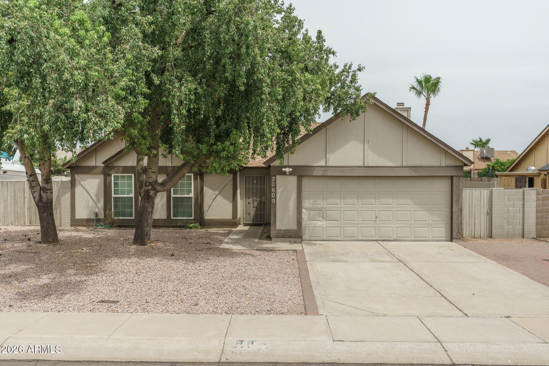 20609 N 5th Avenue, Phoenix, AZ 85027 Main Photo
