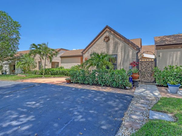 5203 Peppercorn Street, Palm Beach Gardens, FL 33418