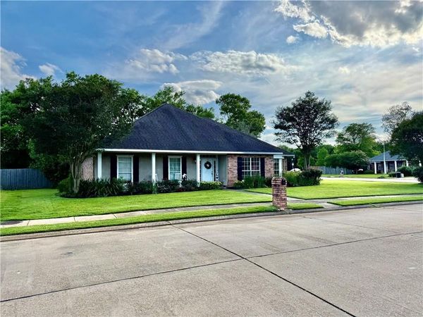 5157 HUNTERS GROVE Lane, Alexandria, LA 71303