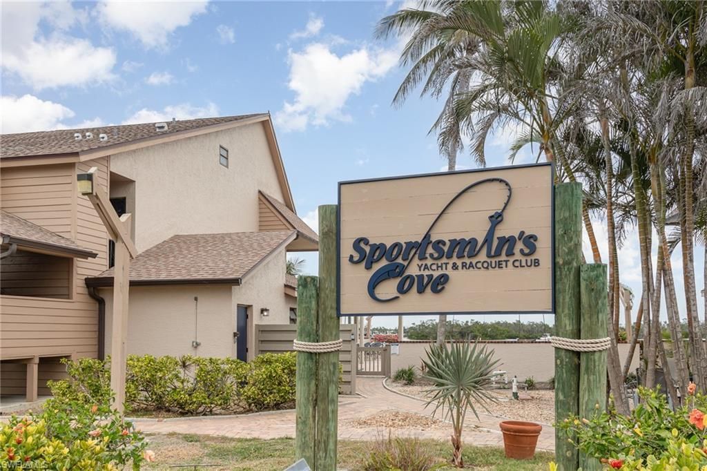898 Buttonwood Dr, Unit 105, Fort Myers Beach, FL 33931 Photo