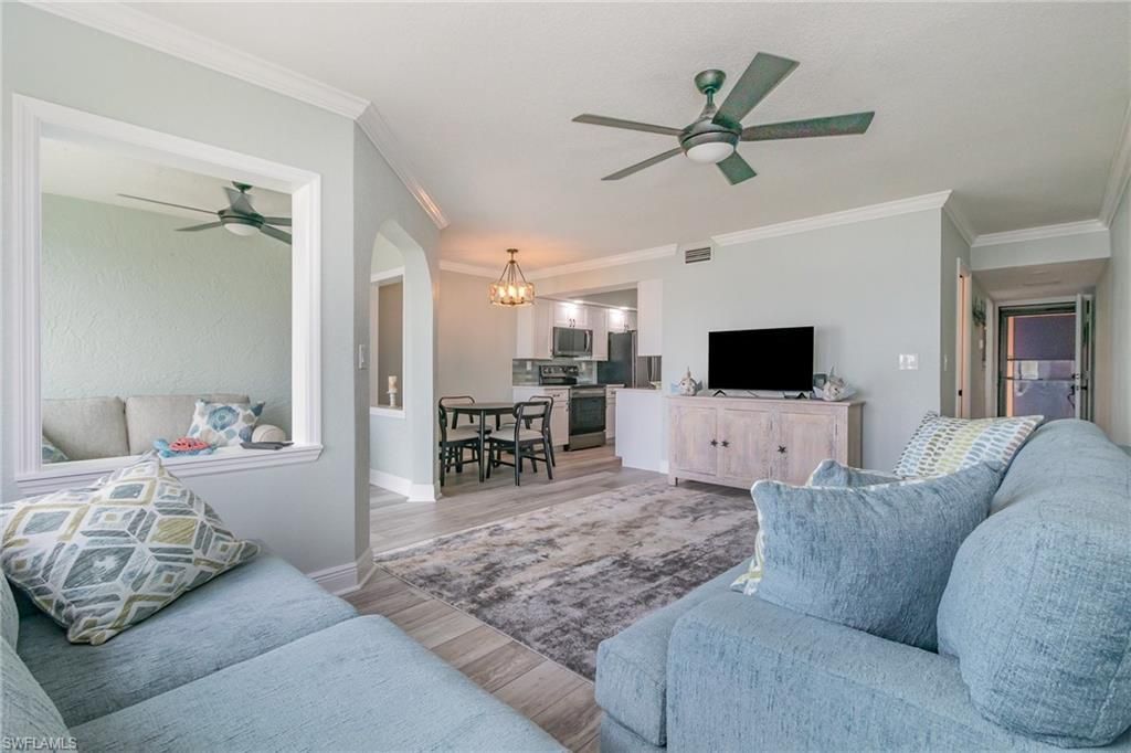 898 Buttonwood Dr, Unit 105, Fort Myers Beach, FL 33931 Photo