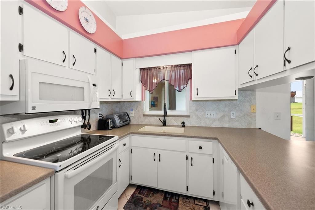 3941 Sabal Springs Blvd, North Fort Myers, FL 33917 Photo