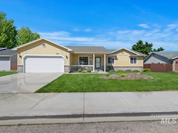 3039 N Fieldstone Way, Meridian, ID 83646