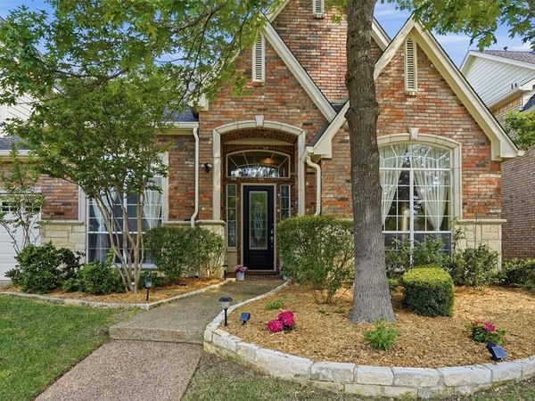 8830 Kameryn Lane, Lantana, TX 76226