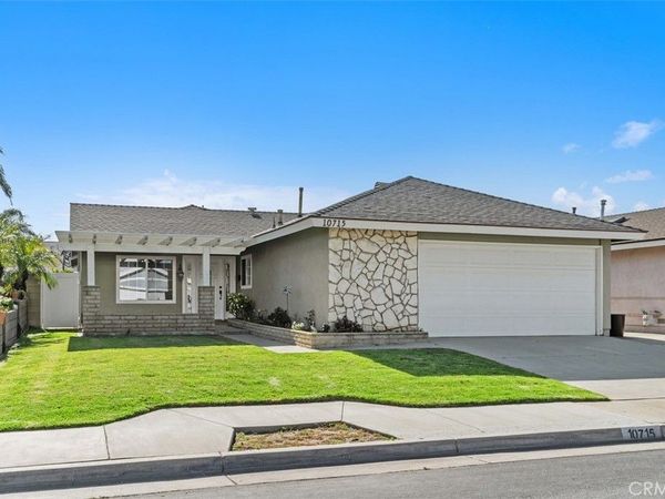 10715 Lynn Circle, Cypress, CA 92630
