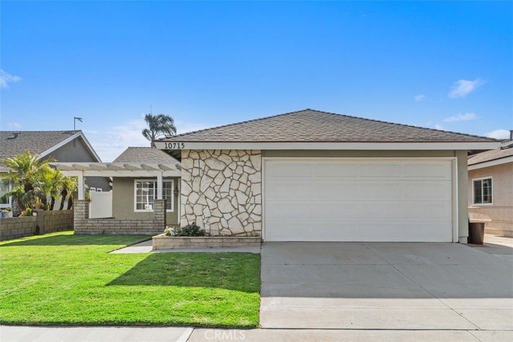 10715 Lynn Circle, Cypress, CA 92630 Main Photo