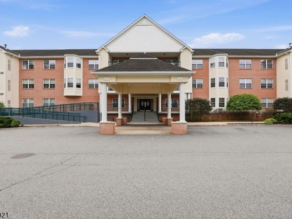 401 Dercole Ct, Norwood, NJ 07648