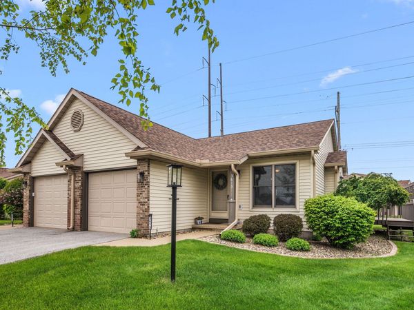 3615 Creekside Drive, Valparaiso, IN 46383