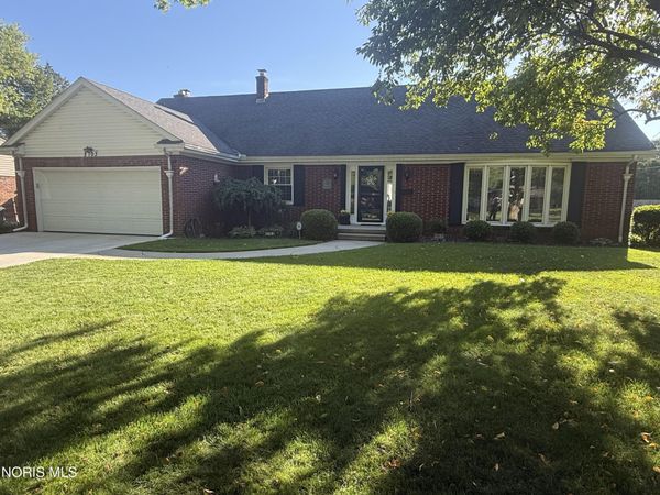 2103 Glen Arbor Drive, Toledo, OH 43614