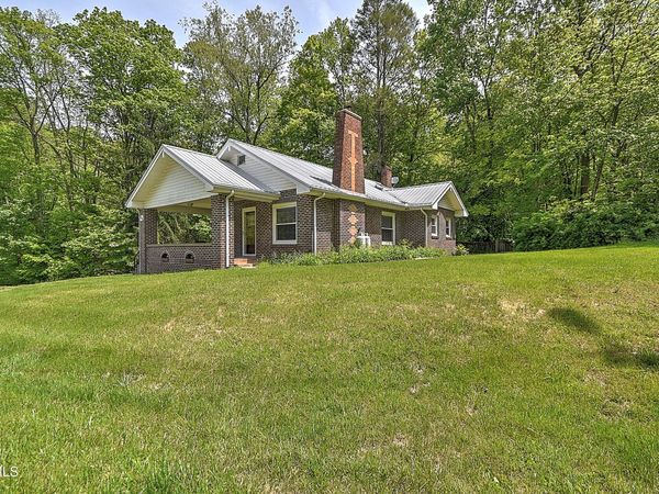 275 Tiger Creek Road, Roan Mountain, TN 37687