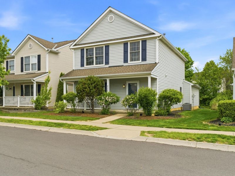 8778 Olenmead Drive, Lewis Center, OH 43035 Photo 1