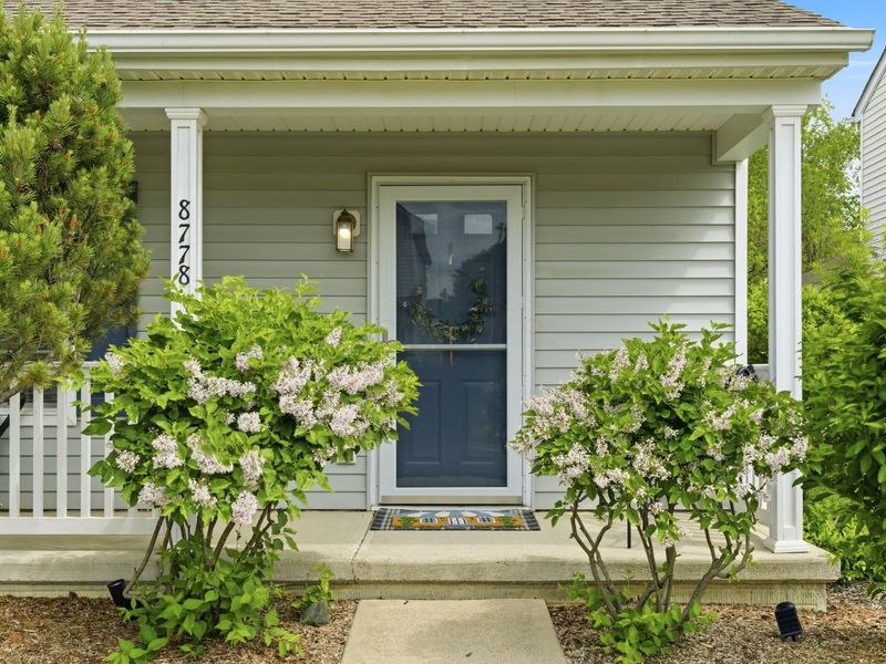 8778 Olenmead Drive, Lewis Center, OH 43035 Photo 4
