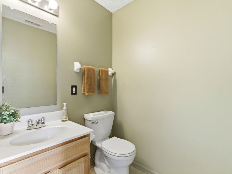 8778 Olenmead Drive, Lewis Center, OH 43035 Photo 8