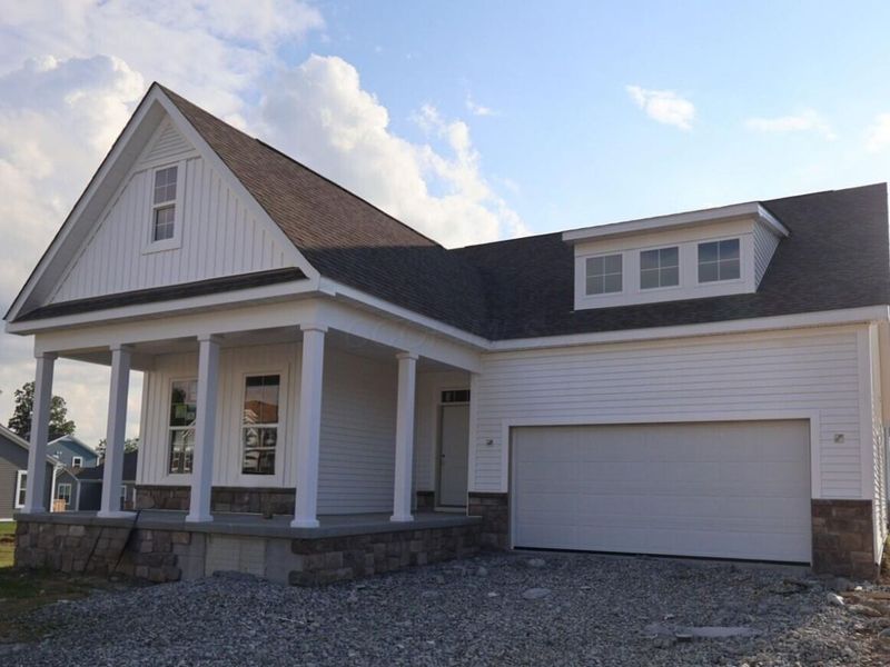412 Fannin Drive, Pataskala, OH 43062 Photo 1